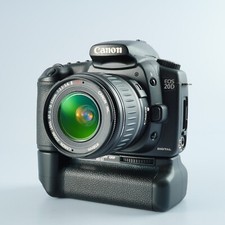 EXCELLENT Canon EOS 20D + EF-S 18-55mm F/3.5-5.6Ⅱ USM + BG-E2 + CF 1GB Dig...