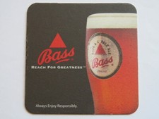 Bière dessous de Verre ~ Bass Brassage Pâle Ale ~ Atteindre pour Greatness~