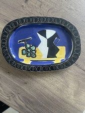 Ancien plat en céramique