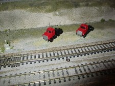 N SCALE       2 - 1984 ATLAS L 9000  RED  FORD TRACTOR TRUCKS  #  2