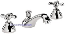 Robinet lavabo 3 trous salle