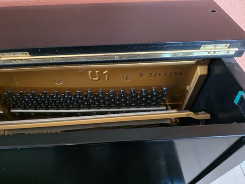 Yamaha upright piano - upright,