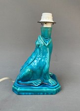 Lampe en faïence figurant une
