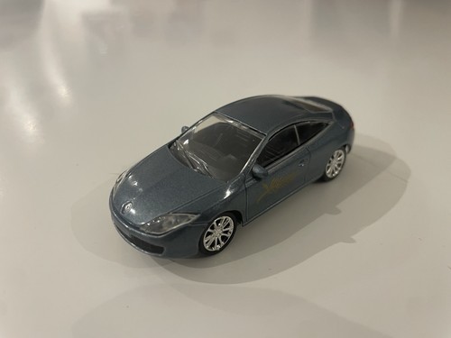 Norev inch 64 renault - 1/64,