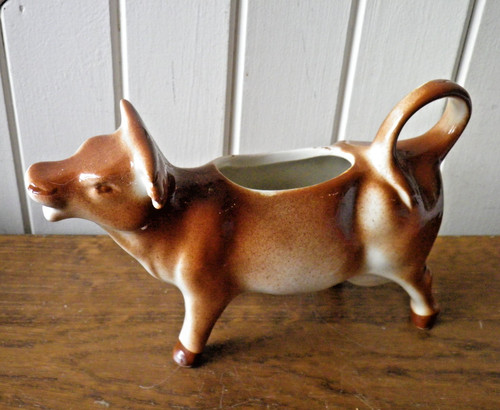 Petite cruche pichet - pot, à