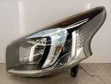 Optique avant principal gauche (feux)(phare) OPEL VIVARO 2 95527869