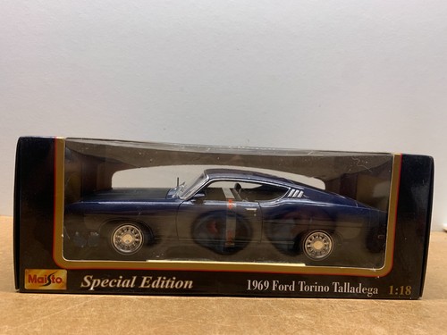 Maisto ford torino talladega - maisto,