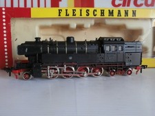 DB LOCOMOTIVE A VAPEUR BR 65