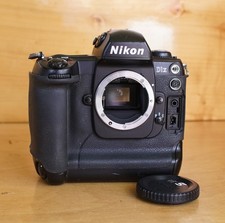 Professional Nikon D1X Digital SLR Camera For Repair Turns On, Not Working KE #1