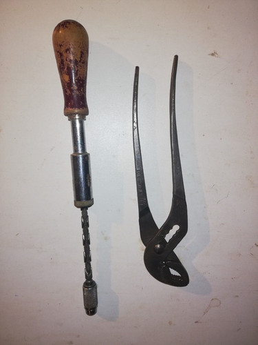 Lot deux outils - de,