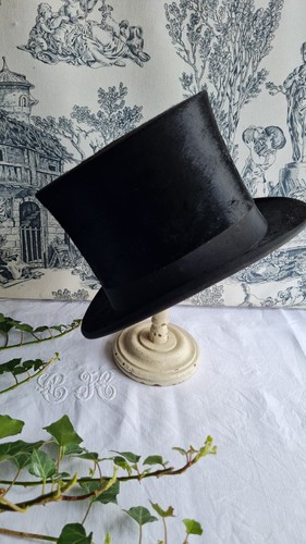Ancien haut forme - ancien, de