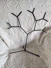 Arbre à bijoux en métal noir