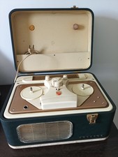 🇨🇵 magnétophone à