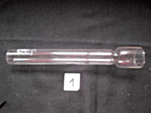 Verre ancien pour - , à