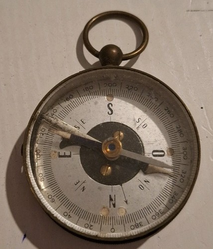 Boussole militaire ancienne - boussole,