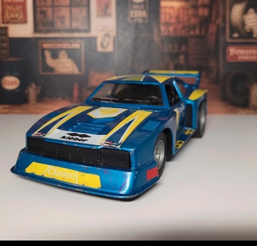 Voiture miniature ford capri - voiture,