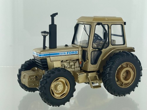 Britains gold tractor - -,