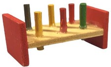 Maison de Poupées Arc-en-Ciel Pounding Banc Maternelle Bébé Jouet Shop École