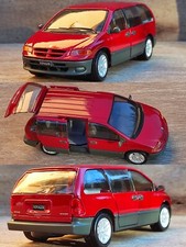1/26 Chrysler Voyager III Dodge Caravan 1996 2000 Monospace Plymouth Collection 