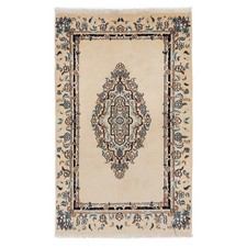 Tapis oriental noué à la