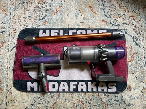 Dyson aspirateur v11 balai