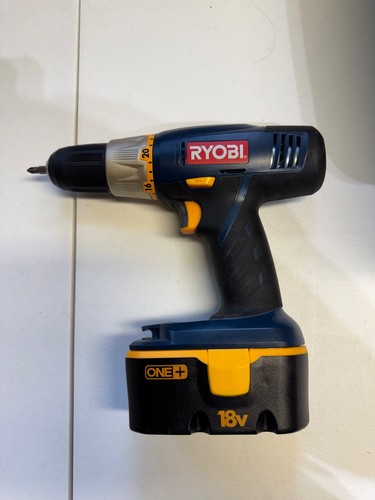Ryobi p204 18v - cordless, 1/2"