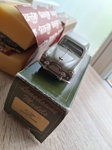 Lansdowne ford kaiser - 1/43,