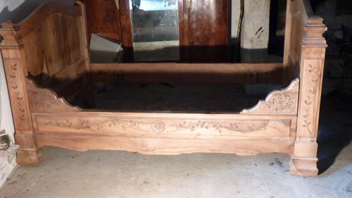 Lit coin ancien bois - coin,