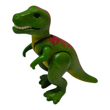 sympa  bébé dinosaure