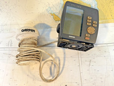 Garmin GPS 120 Marine GPS Navigator GPS120 Marine Boat NMEA0183 w/ Mount Bracket