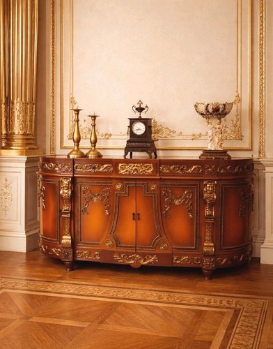 Imposante commode style