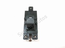 COMMANDE LEVE-VITRE AVANT