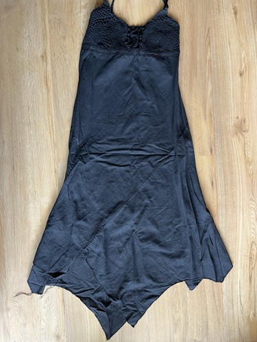 Robe longue asymétrique - 🪶,