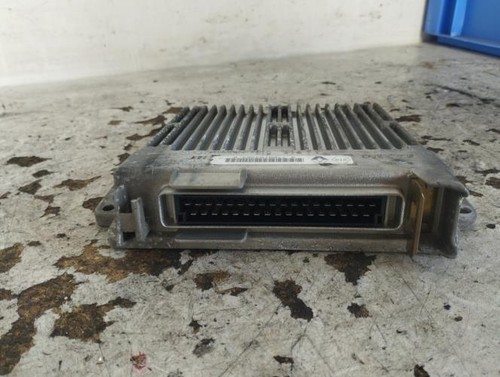 Calculateur moteur renault - moteur,