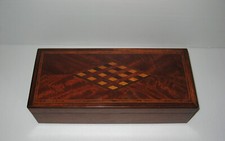 3445*   boite à gants en