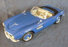 Voiture miniature au 1/18: BMW
