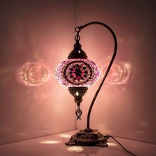Lampe en vitrail Tiffany faite