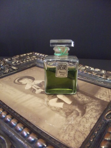 Flacon parfum ancien désir - de,