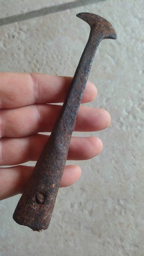 Outil ancien identifier - outil,