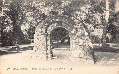 France avranches porte romane - france,