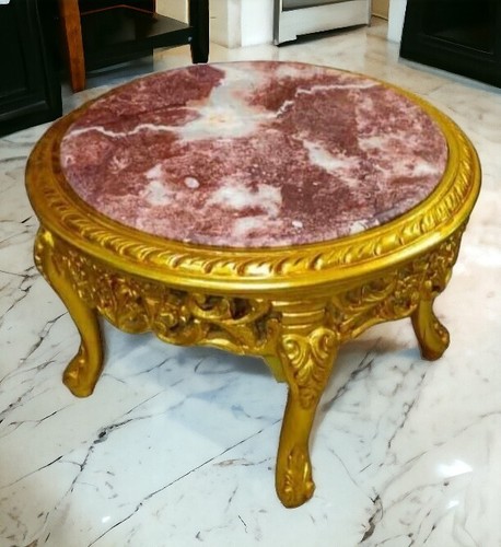 Une table basse - table, style