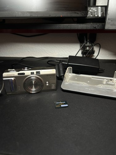 Fujifilm finepix 710 très bon - fujifilm,