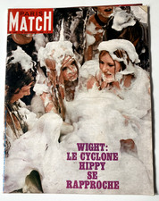 Paris-Match ★ 13 Septembre 1969 ★ Wight : Le cyclone Hippy se rapproche