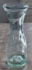 Pichet , carafe à eau en