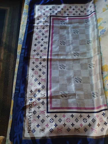 Foulard louis vuitton - louis,