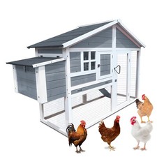 Poulailler en bois avec enclos