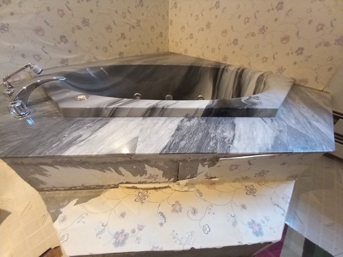 Corner jacuzzi - corner,