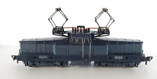 Fleischmann locomotive - fleischmann, bb