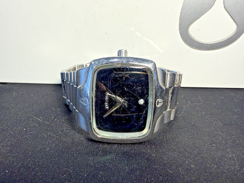 Nixon the player - ,