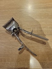 Anciennes tondeuses manuelle à Cheveux